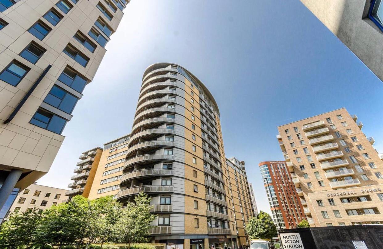 Modern Apartment In London Exterior photo